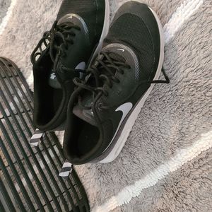 NIKE Air Max Thea Black Size 8M